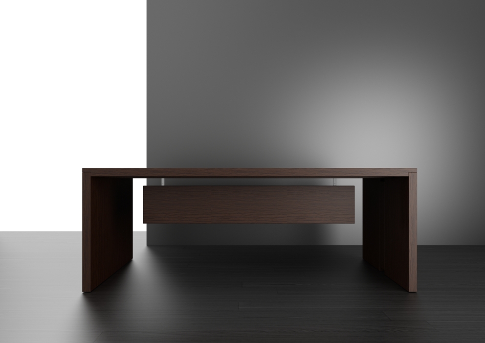 Detalle pie Mesa Max